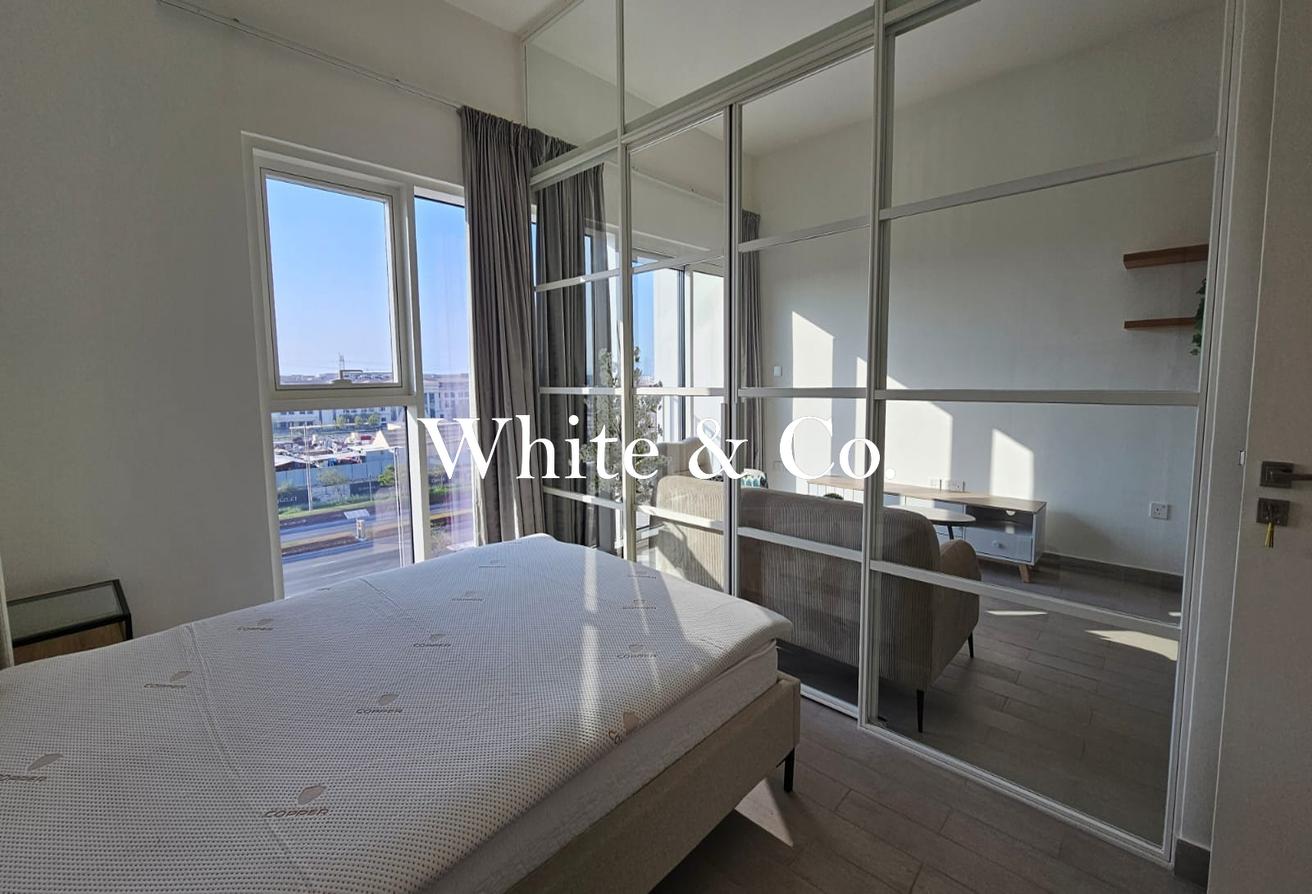 Vacant Now | Furnished | Community View photo 8