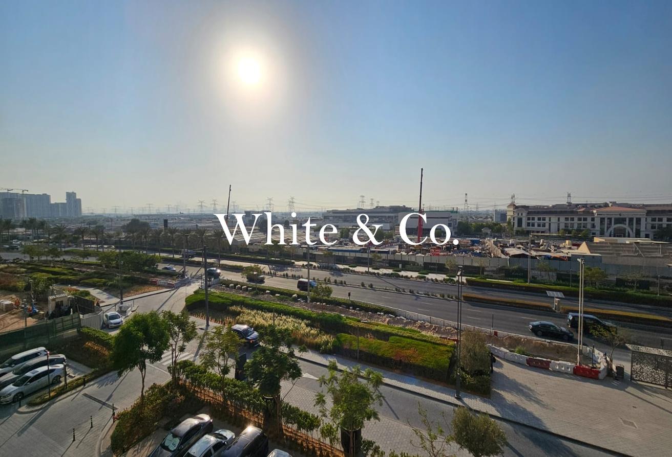 Vacant Now | Furnished | Community View photo 12