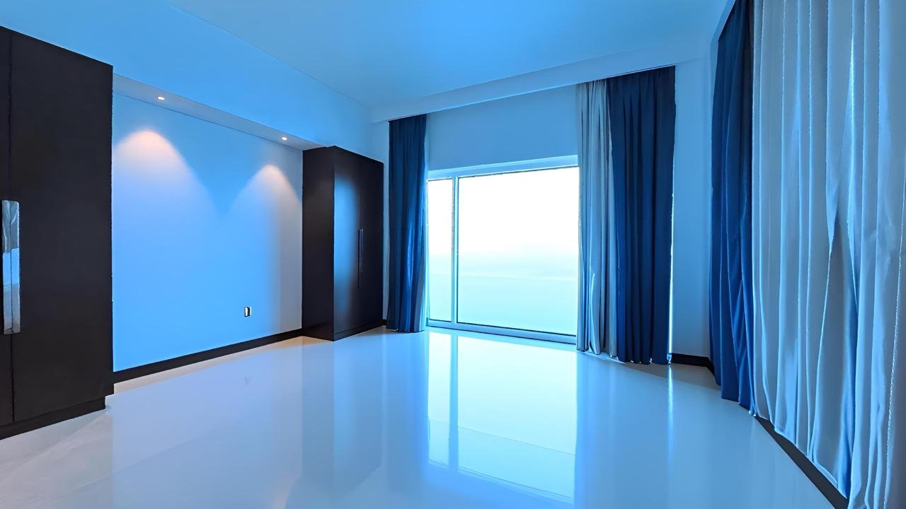 Luxurious 3BR Apartment | Balcony w/ Full Sea View