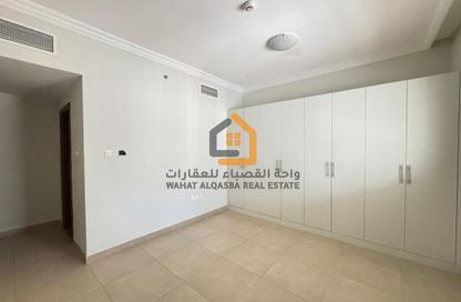 Apartment - 2 Bedrooms - 3 Bathrooms for rent in Danat Al Khan Tower - Al Khan Lagoon - Al Khan - Sharjah
