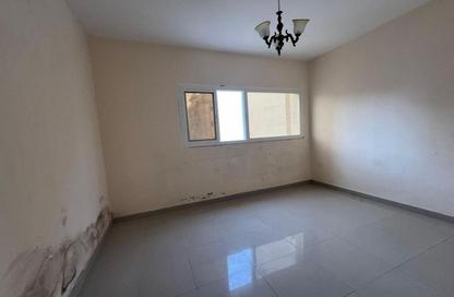 Apartment - 1 Bedroom - 1 Bathroom for rent in Al Qulaya'ah - Al Sharq - Sharjah