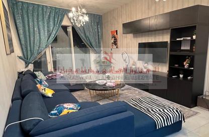 Apartment - 1 Bedroom - 2 Bathrooms for rent in Beach Tower 1 - Al Khan Lagoon - Al Khan - Sharjah