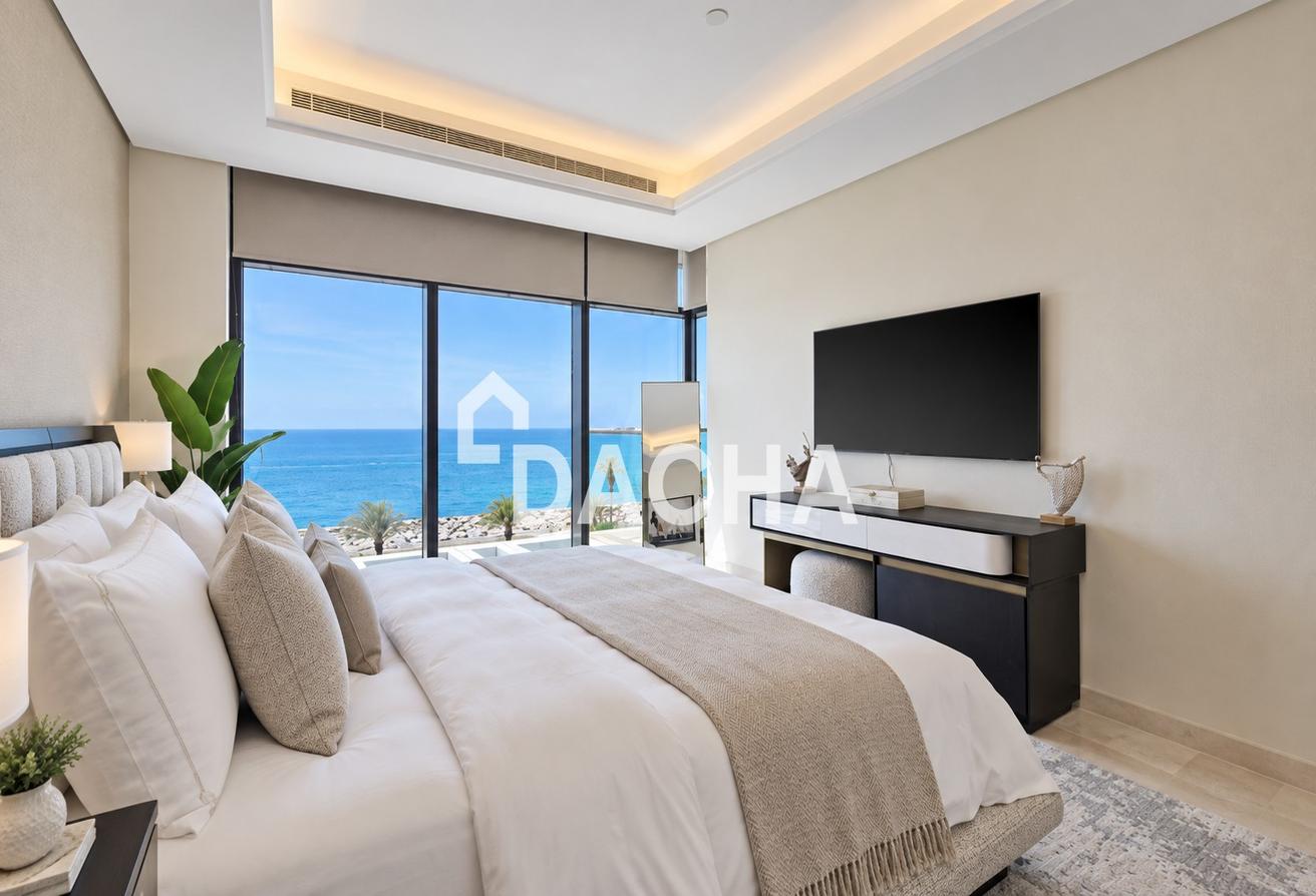 Fully Furnished | Sea View | Beachfront Living photo 5