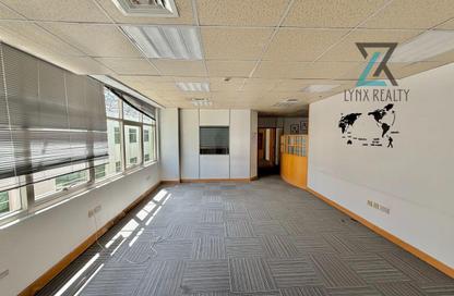 Office Space - Studio - 1 for rent in API Al Diyafah Building - Jumeirah 1 - Jumeirah - Dubai Office Space - Studio - 1 for rent in API Al Diyafah Building - Jumeirah 1 - Jumeirah - Dubai
