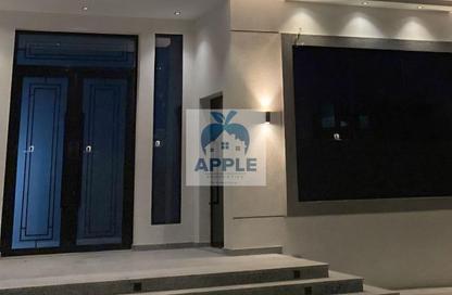 Villa - 5 Bedrooms - 7 Bathrooms for rent in Al Tarfa - Mughaidir - Sharjah