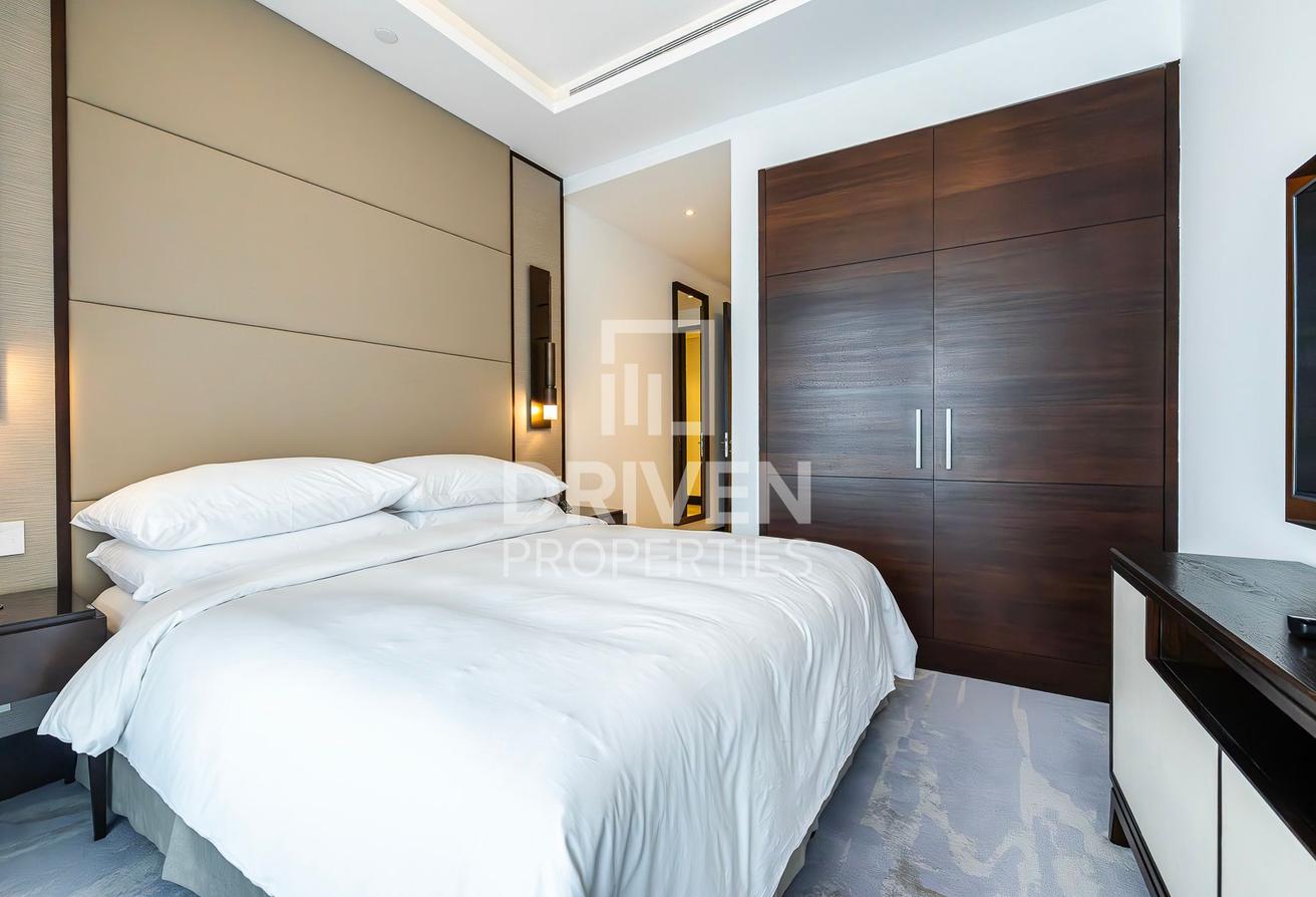 Vacant and Furnished | High Floor | Burj View photo 13