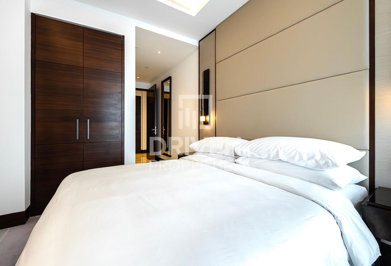 Vacant and Furnished | High Floor | Burj View photo 14