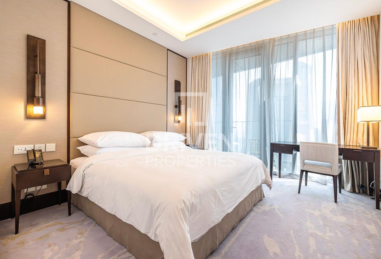 Vacant and Furnished | High Floor | Burj View photo 6