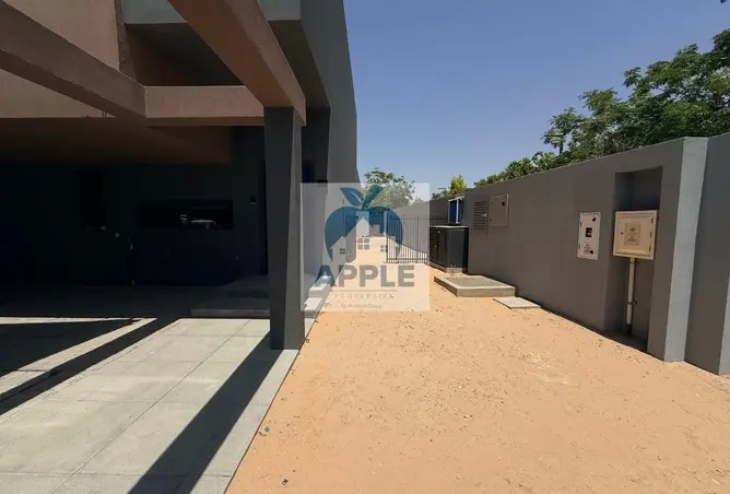 98256504 - Property Image 3
