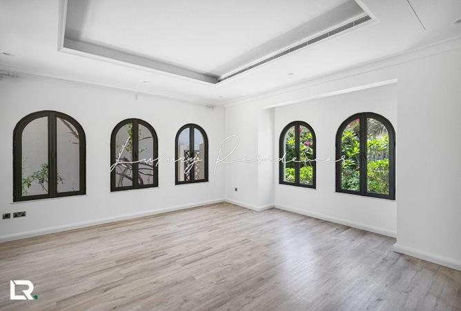 127008103 - Property Image 2