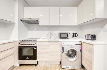 Apartment - Studio - 1 Bathroom for rent in SOL Bay - Business Bay - Dubai Apartment - Studio - 1 Bathroom for rent in SOL Bay - Business Bay - Dubai