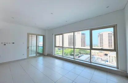 Apartment - 1 Bathroom for rent in The Royal Oceanic - Dubai Marina - Dubai