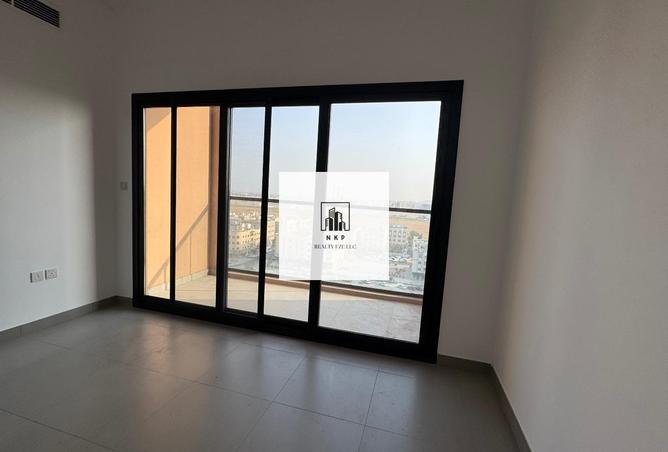 127912536 - Property Image 3