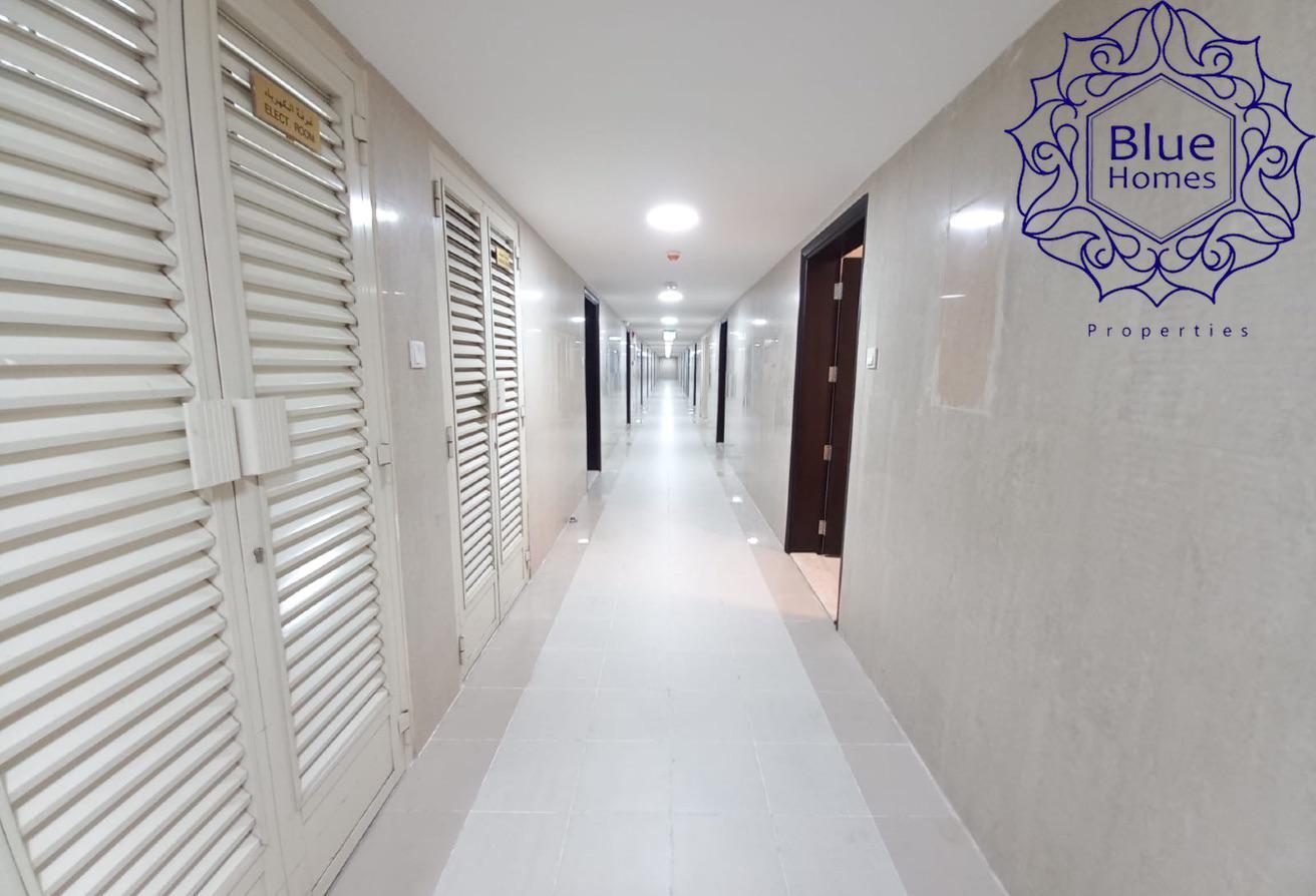 Prime Location , Lavish Studio & Close Kitchen photo 5