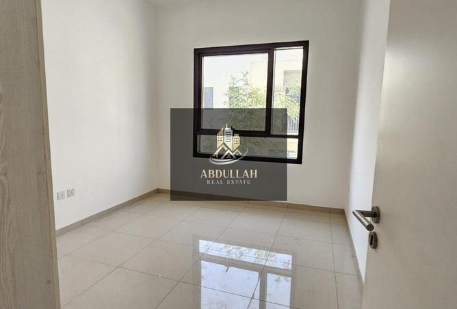 121106585 - Property Image 2