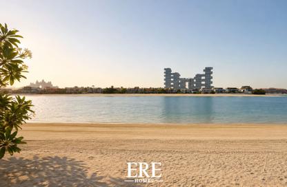 Villa - 4 Bedrooms - 5 Bathrooms for rent in Garden Homes Frond E - Garden Homes - Palm Jumeirah - Dubai