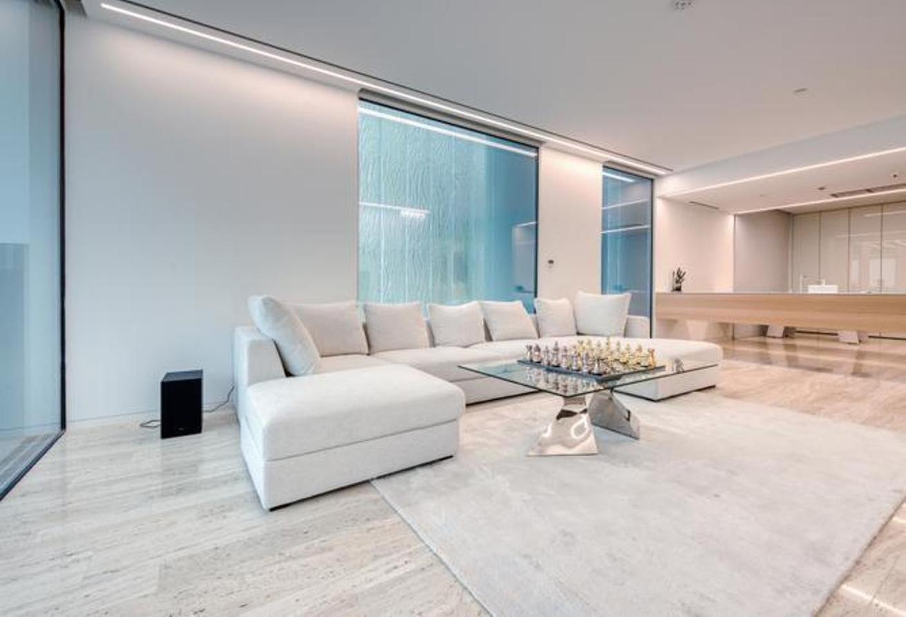 Spacious Sea View Apartment on Palm Jumeirah photo 6