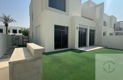 Townhouse - 4 - 4 for rent in Reem Townhouses - Town Square - Dubai