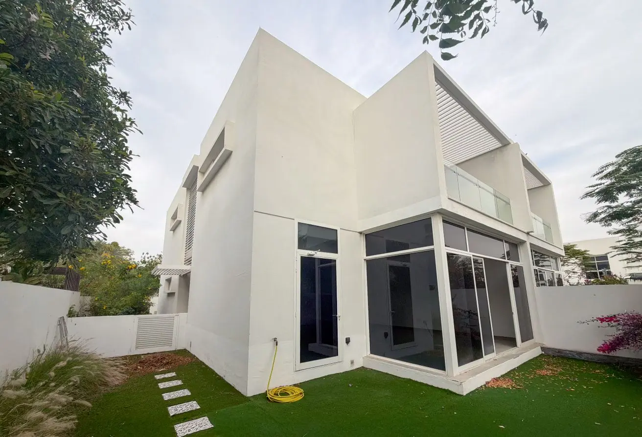 145979009 - Property Main Image
