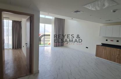 Townhouse - 3 Bedrooms - 5 Bathrooms for rent in Rukan 3 - Rukan - Dubai