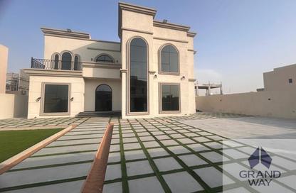 Villa - 4 - 6 for rent in Al Aweer 1 - Al Aweer - Dubai