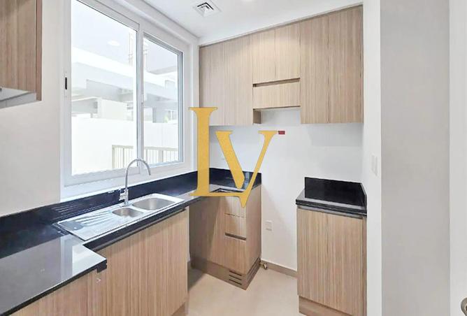 71129036 - Property Image 3