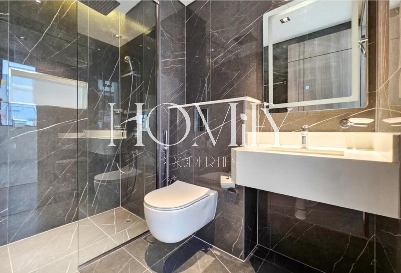 Good Location | Private Pool | Vacant photo 7