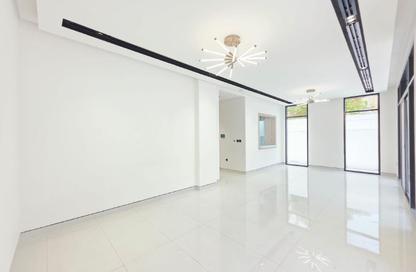 Villa - 4 - 5 for rent in Mirdif Villas - Mirdif - Dubai