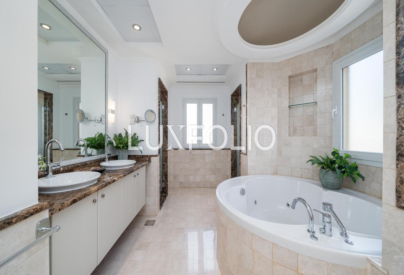 Spectacular | Available | Fully Furnished photo 18