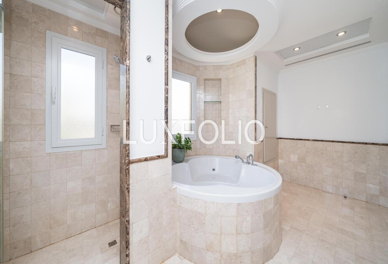 Spectacular | Available | Fully Furnished photo 29