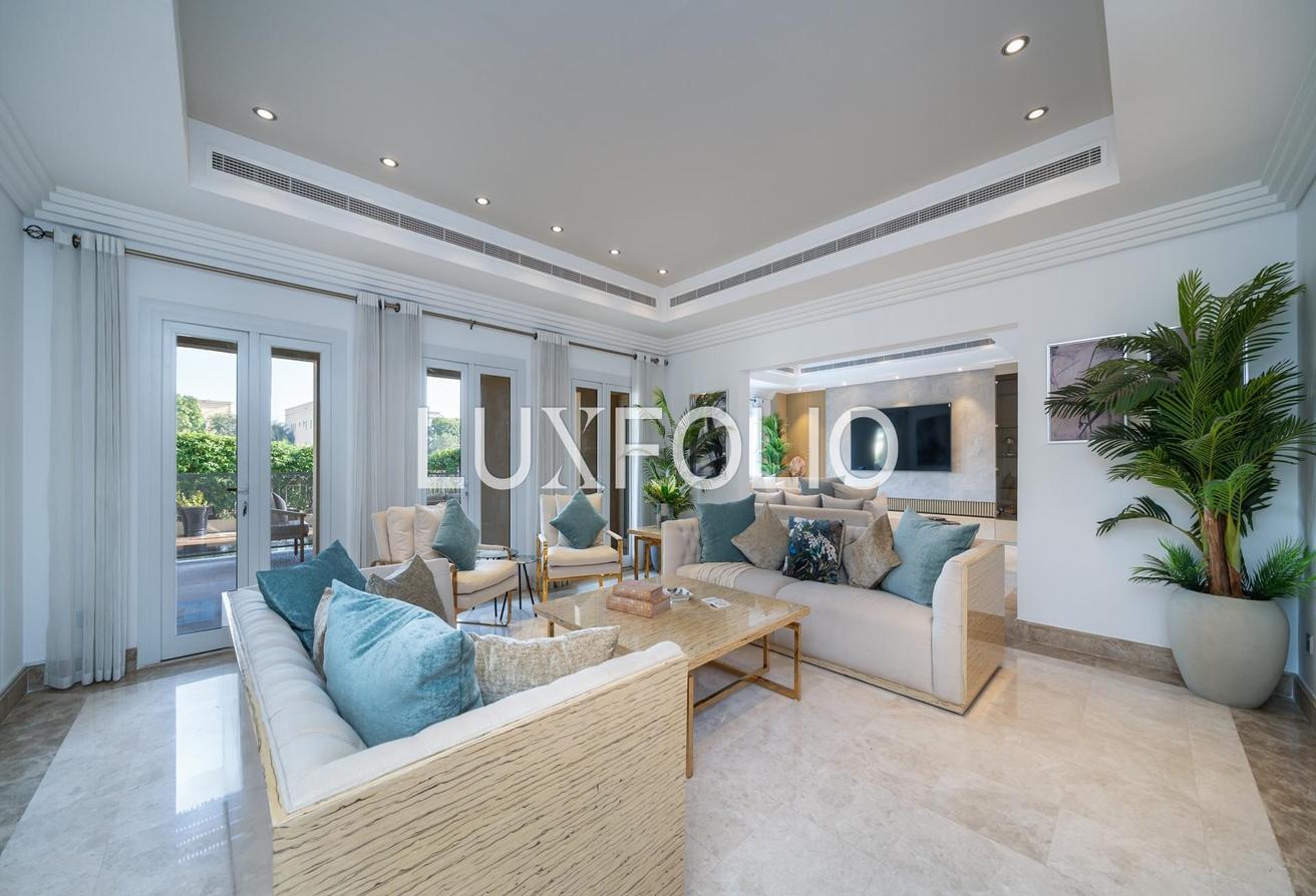 Spectacular | Available | Fully Furnished photo 3