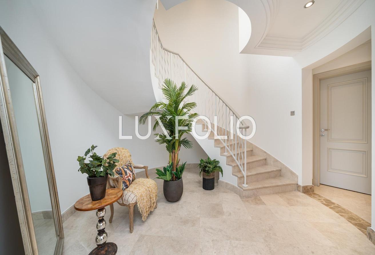 Spectacular | Available | Fully Furnished photo 13