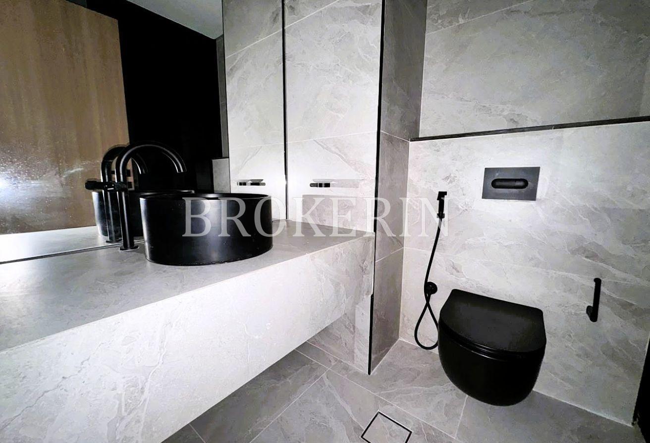 STUNNING | PANORAMIC VIEW |FULLY FURNISHED STUDIO photo 9