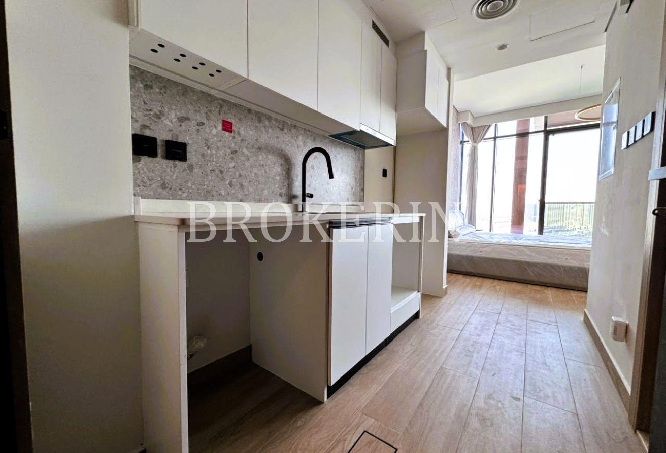 STUNNING | PANORAMIC VIEW |FULLY FURNISHED STUDIO photo 7