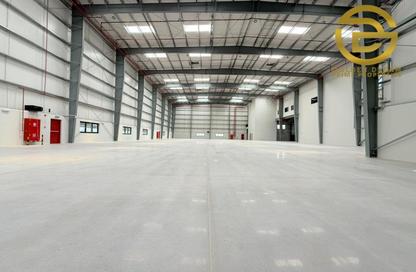 Warehouse - Studio - 4 Bathrooms for rent in Dubai Silicon Oasis - Dubai