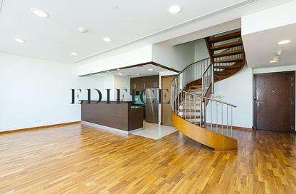Apartment - 2 Bedrooms - 3 Bathrooms for sale in Burj Daman - DIFC - Dubai