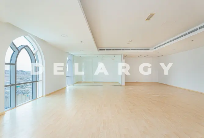 165033923 - Property Image 2