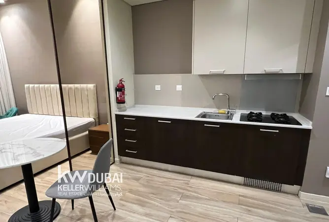 121989406 - Property Image 2