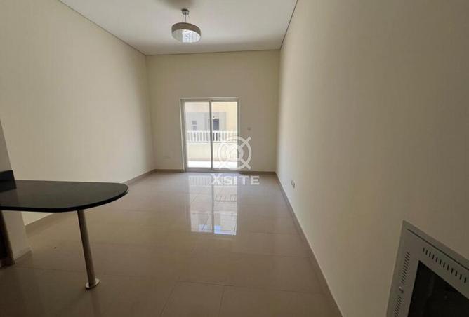 98702249 - Property Main Image