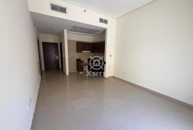 98702249 - Property Image 3