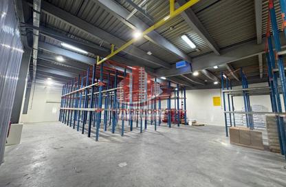 Warehouse - Studio for rent in Dubai Investment Park 1 (DIP 1) - Dubai Investment Park (DIP) - Dubai