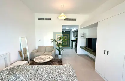 Apartment - 1 Bathroom for rent in Bella Rose - Dubai Science Park - Dubai