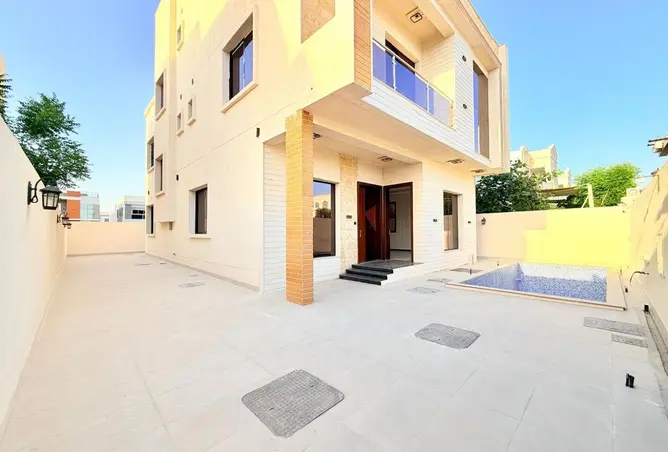 97802819 - Property Image 2