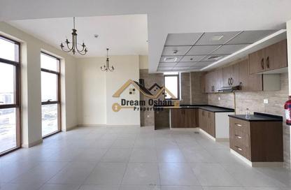 Apartment - 2 Bedrooms - 3 Bathrooms for rent in Rose Building - Al Jaddaf - Dubai