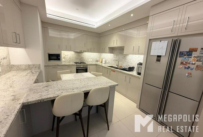 65152383 - Property Image 3