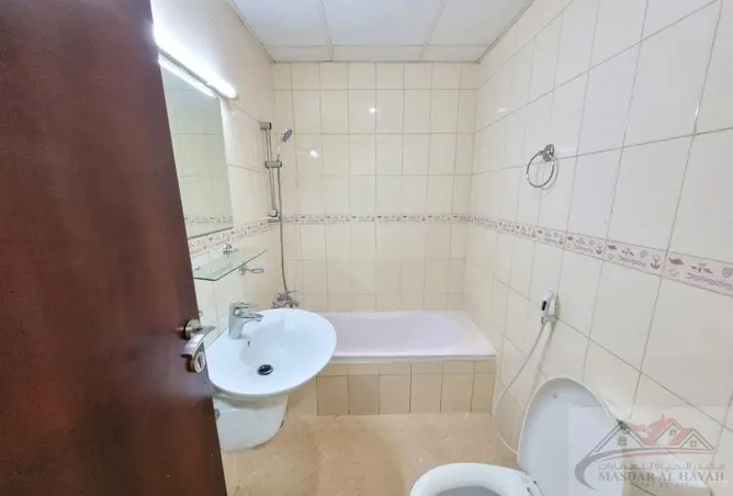 165586023 - Property Image 2