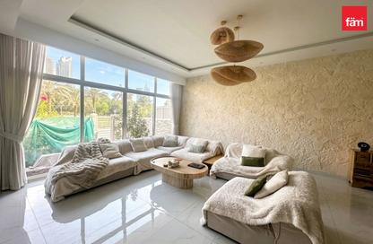 Villa - 2 - 5 for rent in Balmoral Heights - District 14 - Jumeirah Village Circle - Dubai Villa - 2 - 5 for rent in Balmoral Heights - District 14 - Jumeirah Village Circle - Dubai