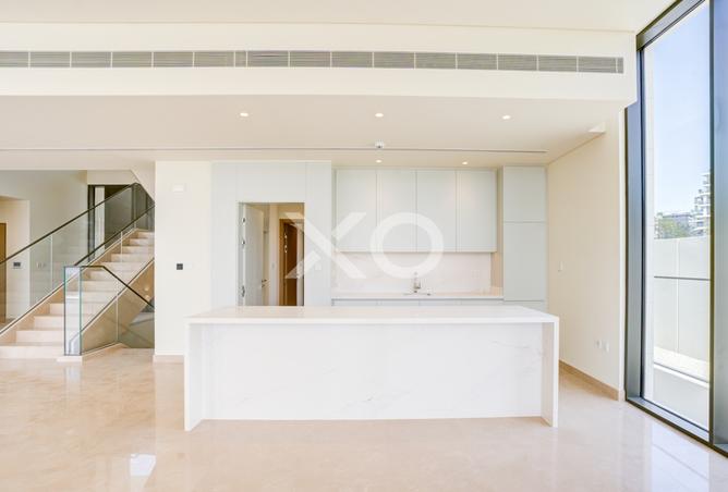 135607660 - Property Image 2