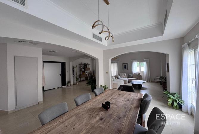 94861220 - Property Image 3