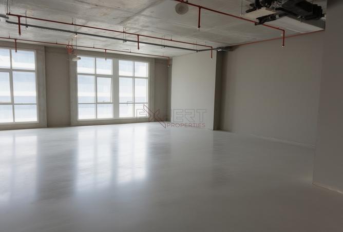 125645417 - Property Main Image